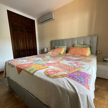 Costa Paraiso Villa *